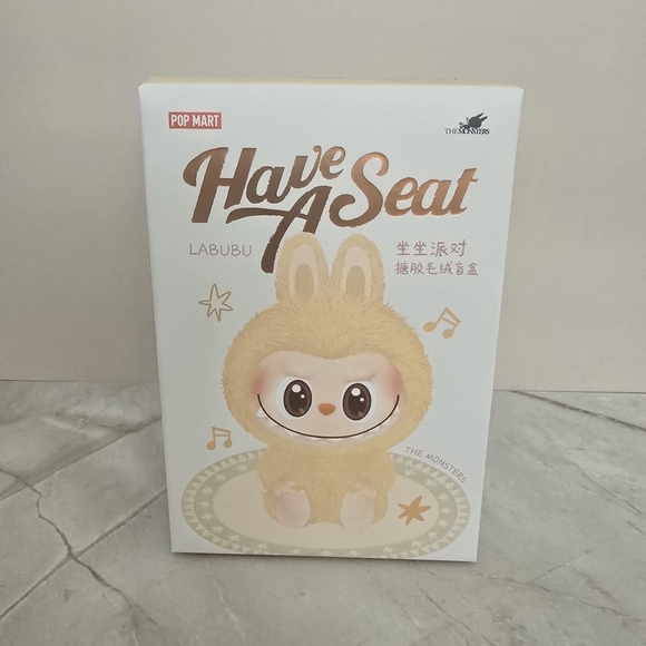 Labubu Have A Seat Collection - Picture 1 of 4